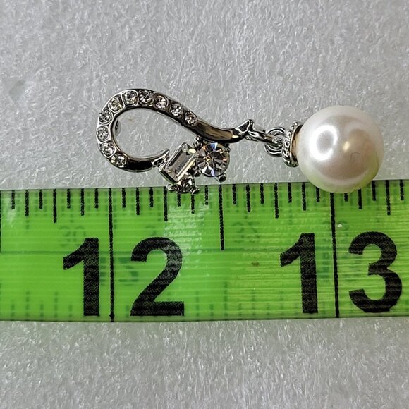 Pearl Drop Earring with Crystals - Picture 4 of 12